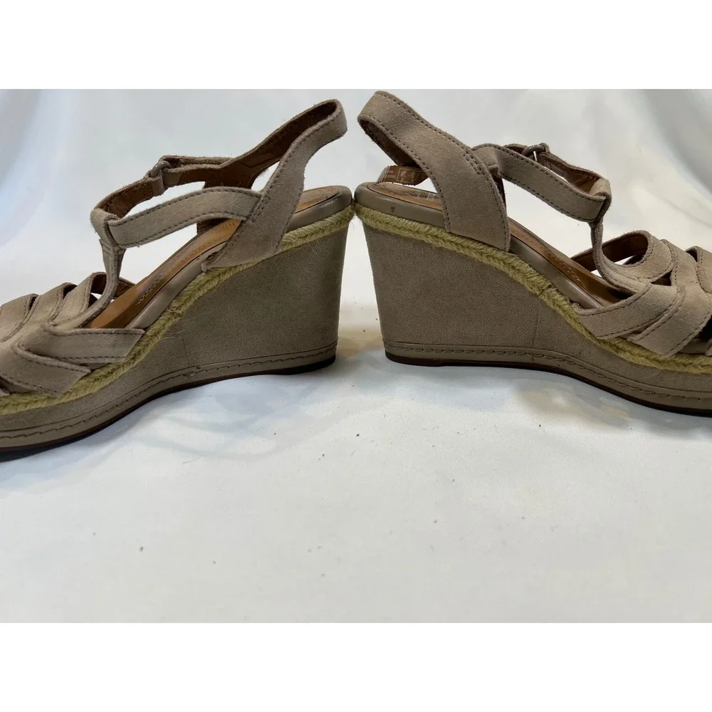 Clarks Zia Reign Sand Suede Espadrille Wedge Sandals Beige Women 9 M